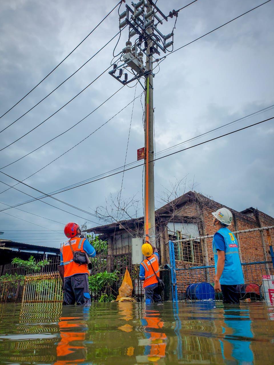 Tips Keamanan Listrik Dari Pln Untuk Hadapi Cuaca Ekstrem