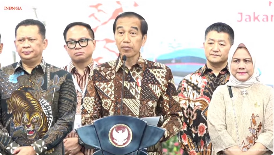 Jokowi Resmikan Kereta Cepat Pertama Di Asia Tenggara