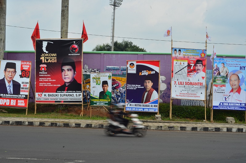 Bola liar pilkada oleh DPRD usai MK memisahkan pemilu