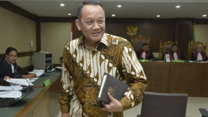 Nurhadi Dan Rezky Didakwa Terima Suap Rp83 Miliar