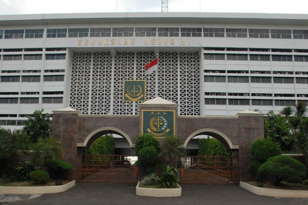 Kejagung Sita Gedung Milik Benny Tjokro Di Bandung