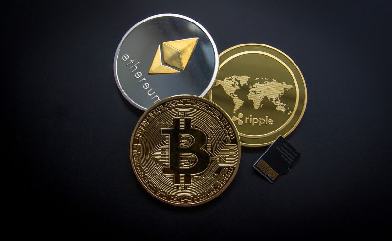 Jangan salah, inilah perbedaan trading spot dan trading futures crypto