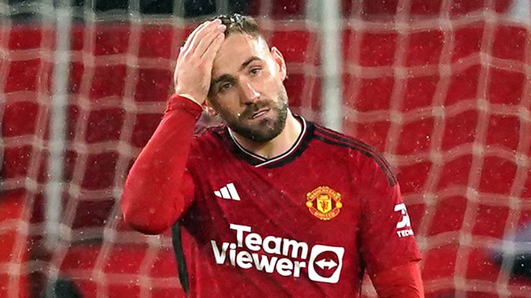 Musim kelam Man United dan perenungan Luke Shaw