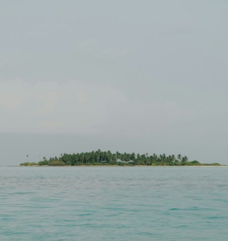DPR minta evaluasi jual-beli Pulau Anambas