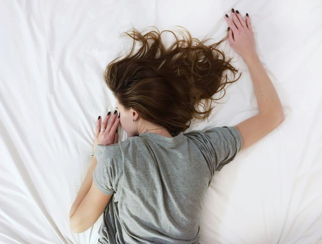 Keju dan susu adalah pemicu mimpi buruk saat tidur?