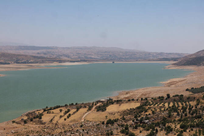 Kekeringan terburuk di Lebanon menguras waduk terbesar