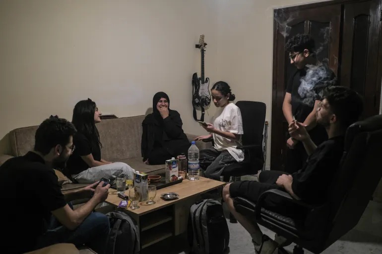 Kisah para pengungsi di Dahiyeh yang terperangkap identitas