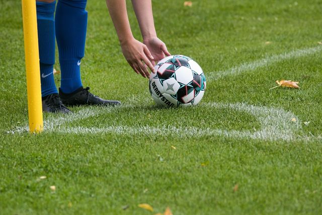 Di balik bayang-bayang bakat sepak bola sang ayah