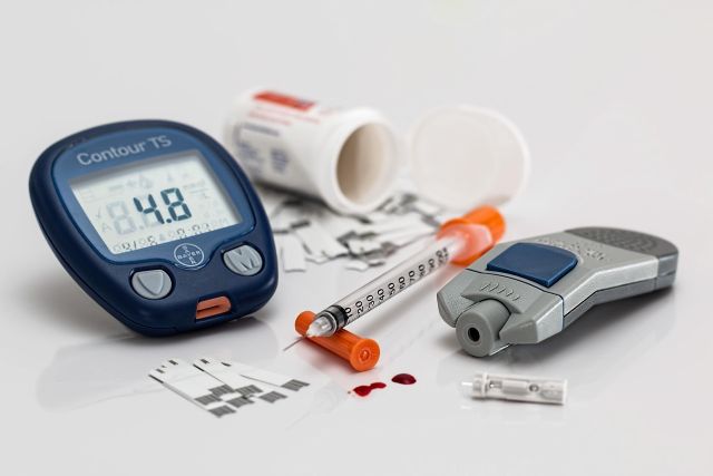 Apa efek samping menggunakan insulin secara rutin?