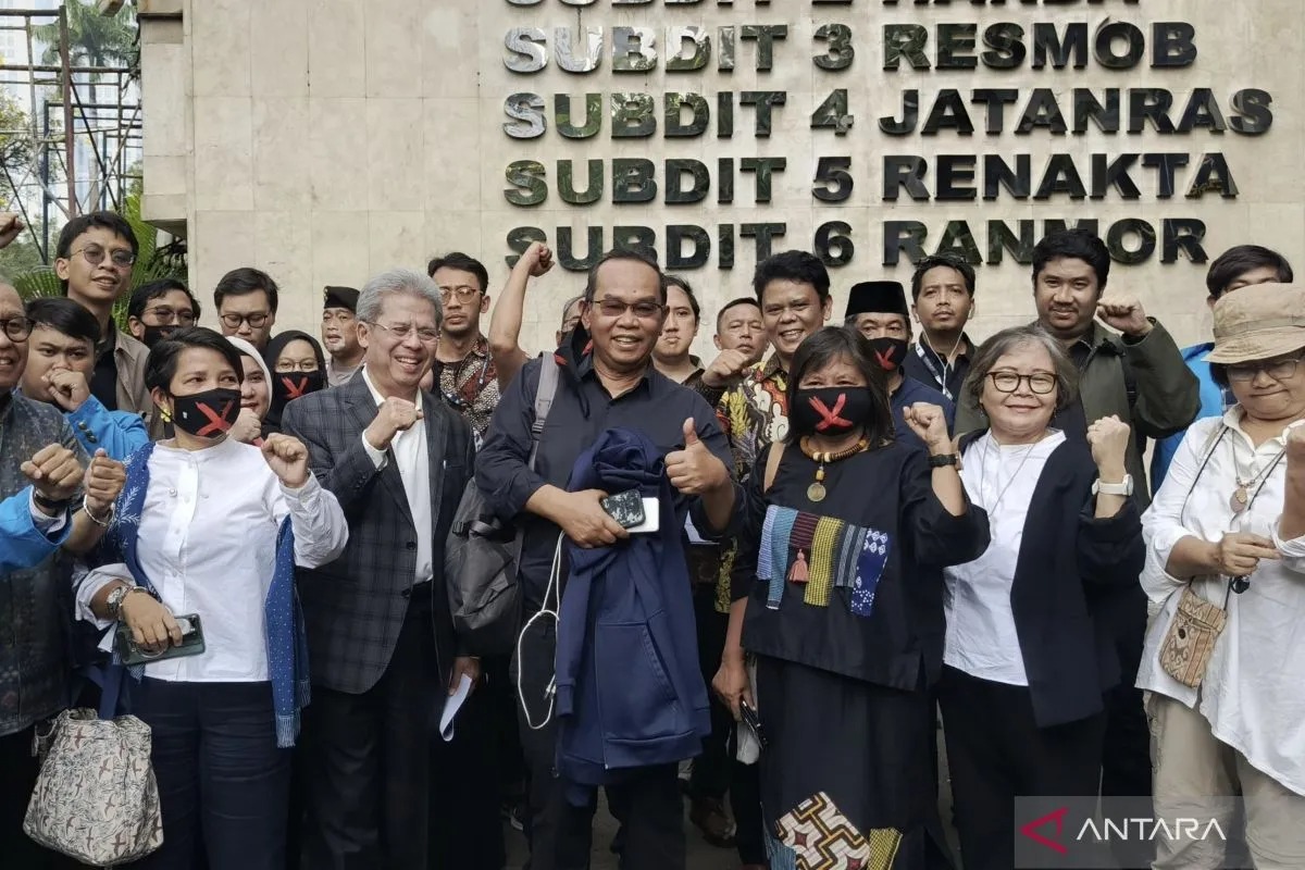 Saiful Mujani penuhi panggilan polisi terkait laporan dugaan penghasutan