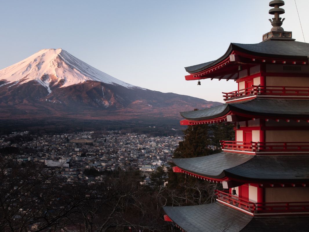Insiden Gunung Fuji dan bahaya tradisi “shitsuke” di Jepang
