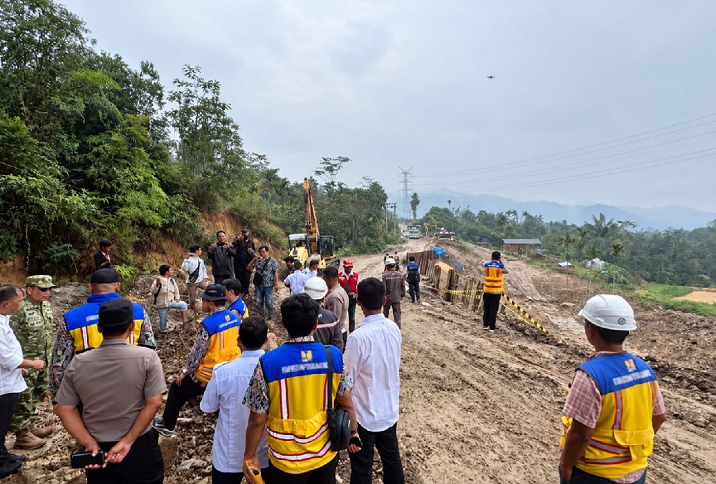 Jalur Tarutung–Sipirok kembali terbuka, perbaikan permanen jalan amblas dikebut