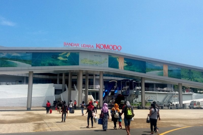 bandara komodo